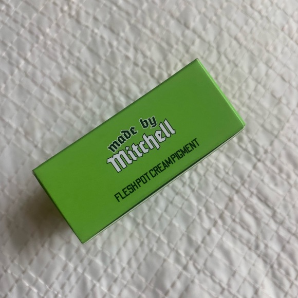 Made By Mitchell Flesh Pot Cream Concealer Color Corrector in Ily so Matcha BNIB - Picture 5 of 7